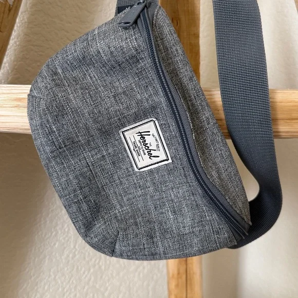 Herschel Supply Company Charcoal Grey Belt Bag - Picture 2 of 4